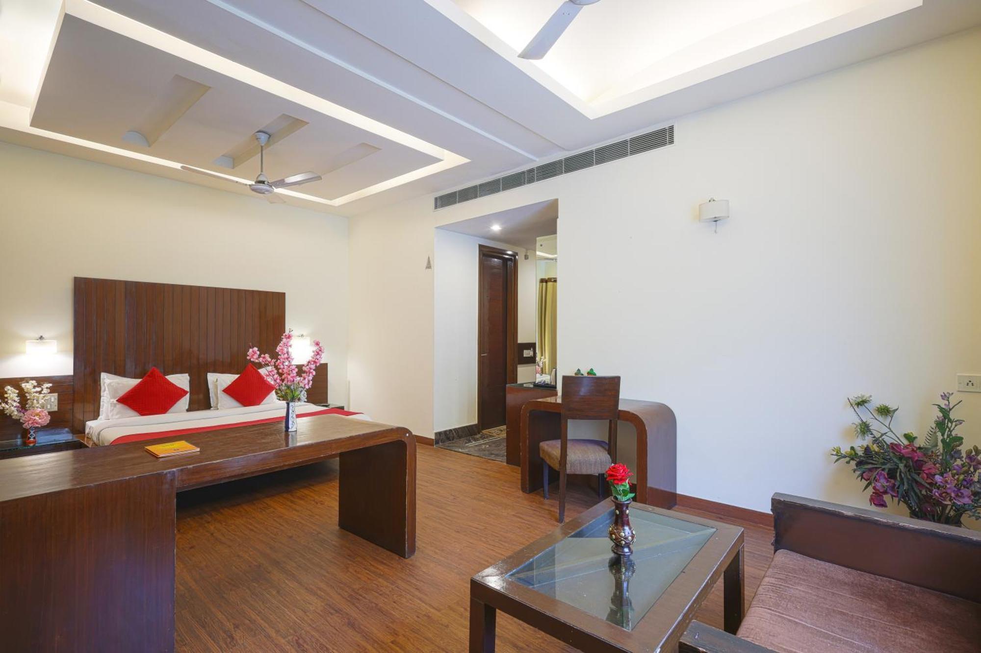 Hotel Haris Mg Road Gurugram Gurgaon Bagian luar foto