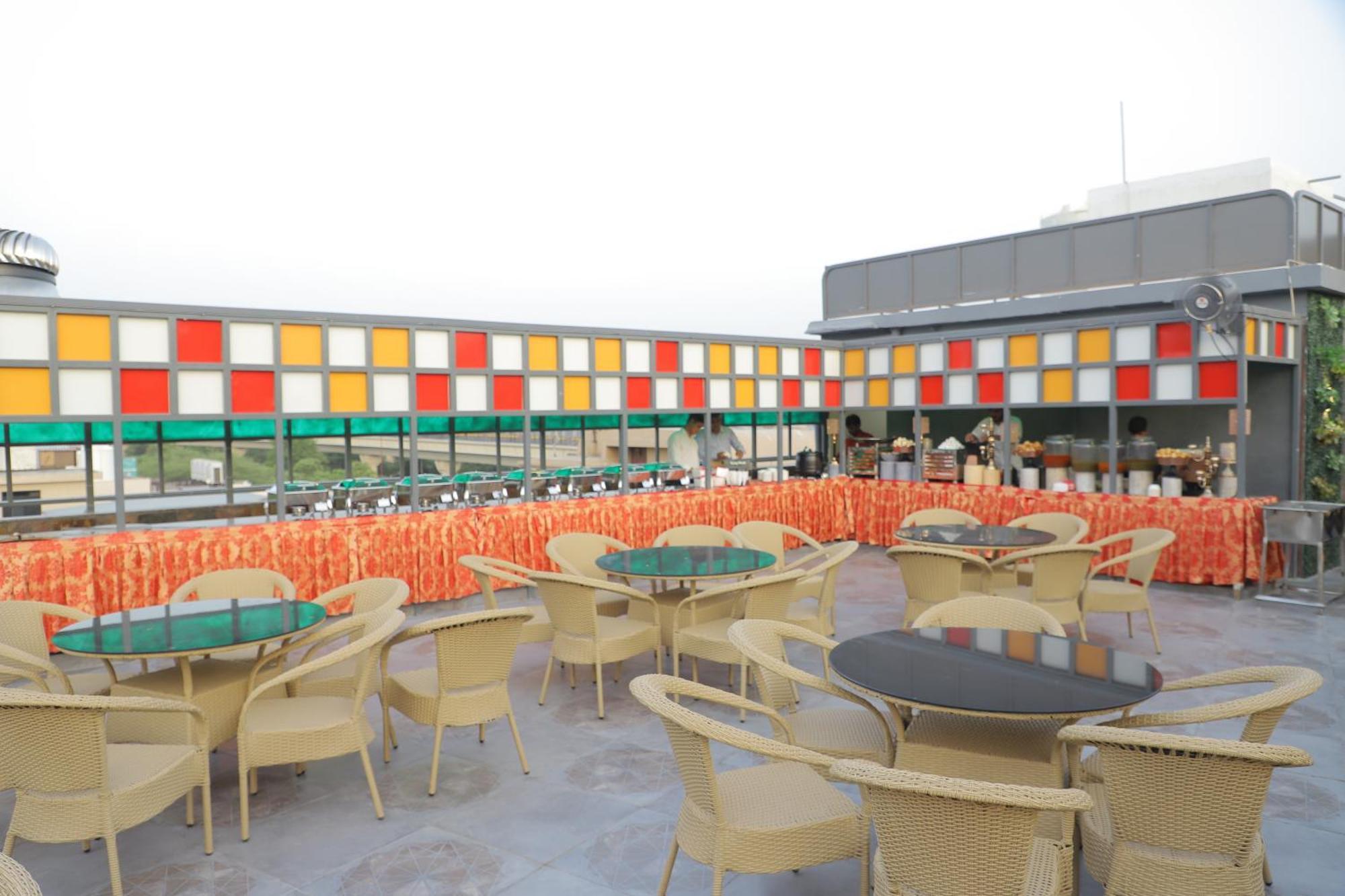 Hotel Haris Mg Road Gurugram Gurgaon Bagian luar foto