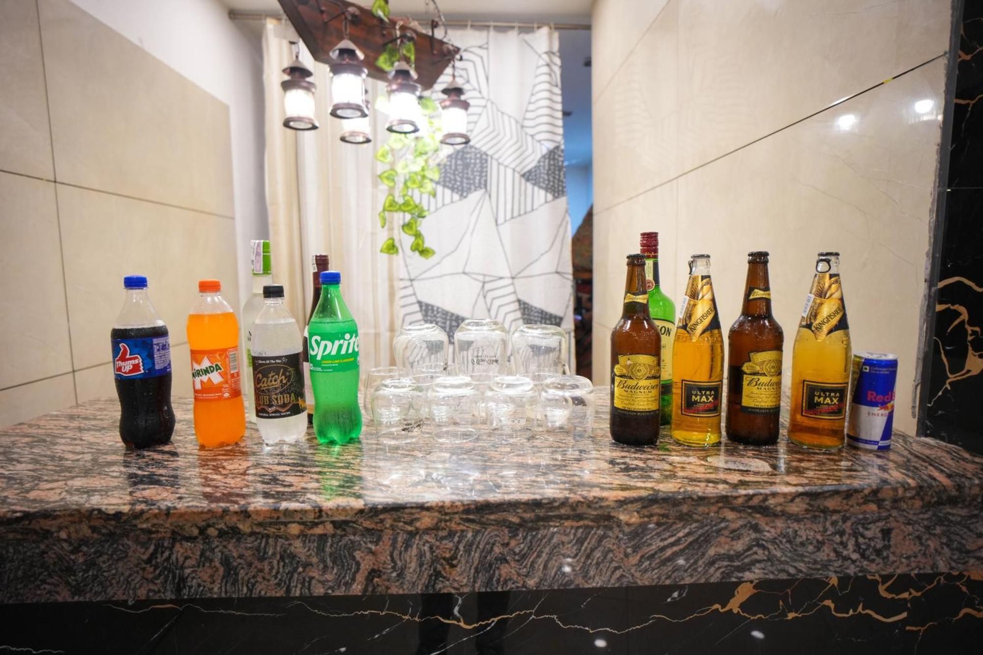 Hotel Haris Mg Road Gurugram Gurgaon Bagian luar foto