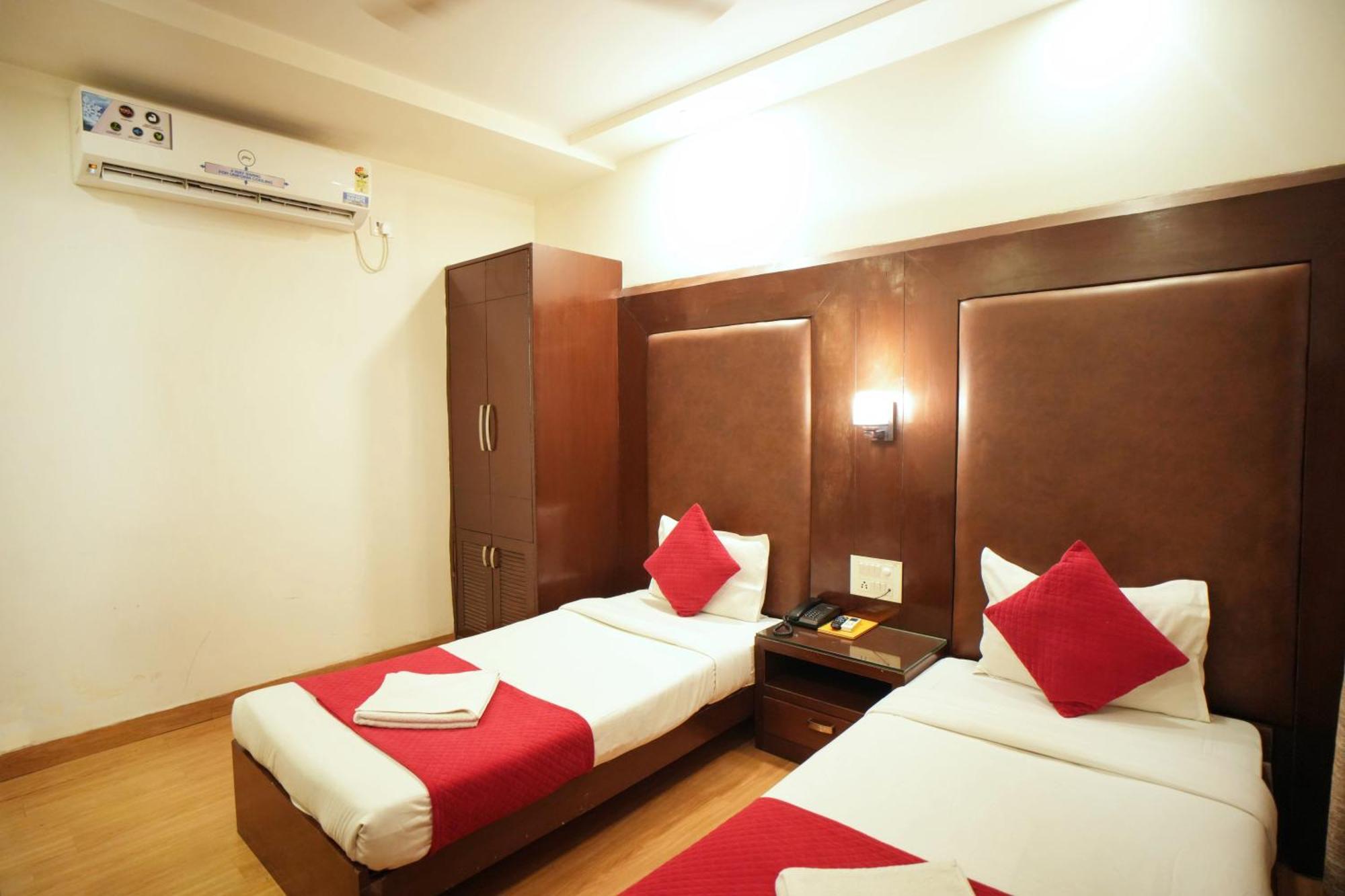 Hotel Haris Mg Road Gurugram Gurgaon Bagian luar foto