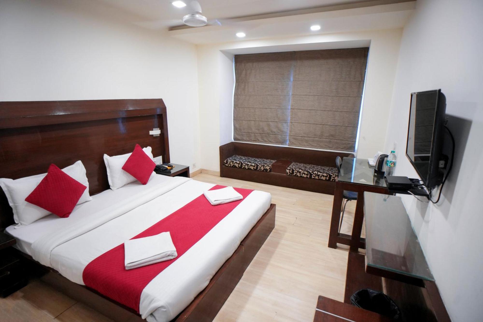 Hotel Haris Mg Road Gurugram Gurgaon Bagian luar foto